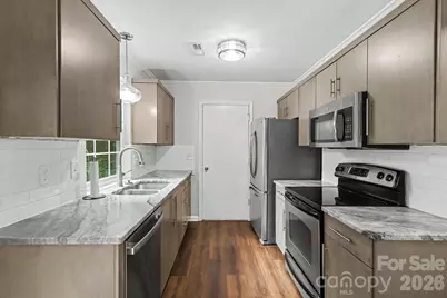 2132 Killarney Place, Charlotte, NC 28262 - Photo 11