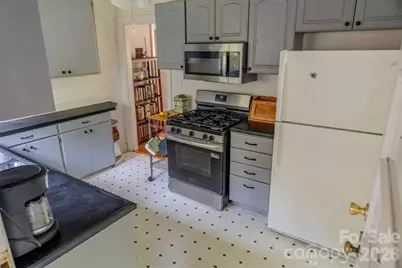 261 Forest Hill Drive, Asheville, NC 28803 - Photo 21