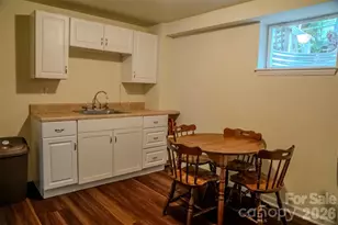 261 Forest Hill Dr, Asheville, NC 28803 - Photo 27