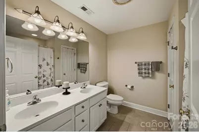 115 W Meeting Street, Morganton, NC 28655 - Photo 25