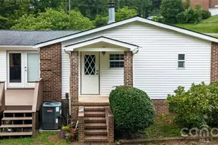 15 Windy Canyon Rd, Candler, NC 28715 - Photo 7