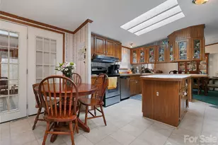 15 Windy Canyon Rd, Candler, NC 28715 - Photo 25