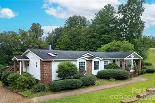 15 Windy Canyon Rd, Candler, NC 28715 - Photo 3