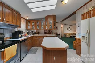 15 Windy Canyon Rd, Candler, NC 28715 - Photo 23