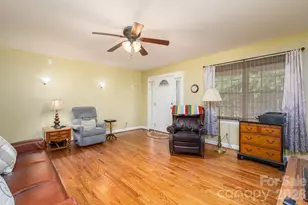 344 John Logan Ln, Gastonia, NC 28056 - Photo 5