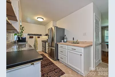 4730 Crestmont Drive, Charlotte, NC 28205 - Photo 17