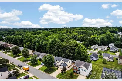 9833 Aventide Lane, Charlotte, NC 28215 - Photo 3