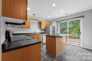 9357 Glenwater Dr, Charlotte, NC 28262 - Photo 5