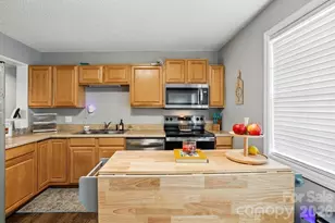 1300 Larchmont Pl, Salisbury, NC 28144 - Photo 3