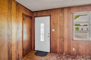 520 Pisgah Dr, Brevard, NC 28712 - Photo 5