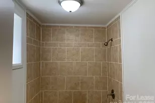 1719 E Cloaninger Ave, Statesville, NC 28625 - Photo 9