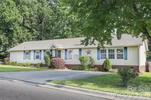 2171 Brantley Creek Dr, Kannapolis, NC 28083 - Photo 1