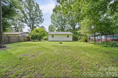 906 E 10th Avenue #5, Gastonia, NC 28054 - Photo 5