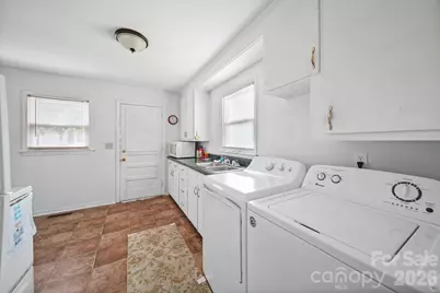 906 E 10th Avenue #5, Gastonia, NC 28054 - Photo 11