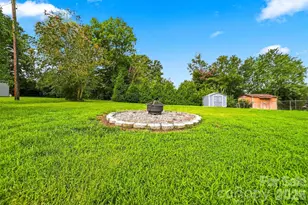 129 33rd St NW, Hickory, NC 28601 - Photo 21