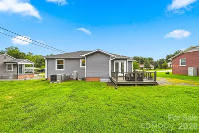 129 33rd Street NW, Hickory, NC 28601 - Photo 25