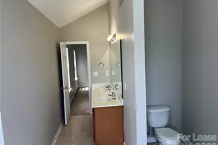 1111 Delander Ln, Charlotte, NC 28214 - Photo 9