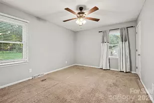 2519 Winterfield Dr, Gastonia, NC 28056 - Photo 11