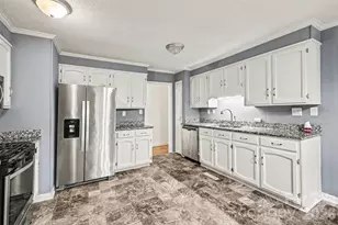 2519 Winterfield Dr, Gastonia, NC 28056 - Photo 9