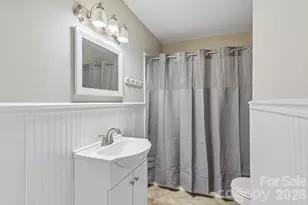407 Robinwood Dr, Shelby, NC 28150 - Photo 25