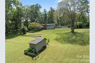 242 N Hills Drive, Hendersonville, NC 28791 - Photo 5