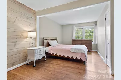 242 N Hills Drive, Hendersonville, NC 28791 - Photo 27