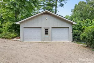 242 N Hills Dr, Hendersonville, NC 28791 - Photo 9