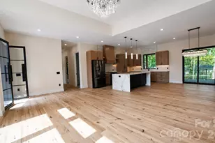 407 Melnick Terrace, Asheville, NC 28803 - Photo 7