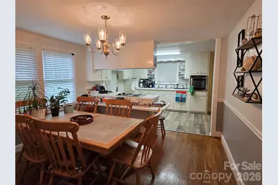 1326 26th Street SW, Hickory, NC 28602 - Photo 13