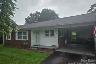 1326 26th St SW, Hickory, NC 28602 - Photo 1