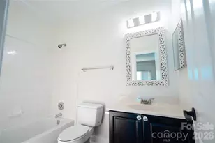 5730 Closeburn Rd, Charlotte, NC 28210 - Photo 9
