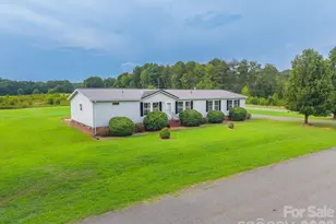 102 Jenny Dr, Shelby, NC 28152 - Photo 1