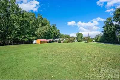 3959 Holly Springs Drive, Newton, NC 28658 - Photo 7