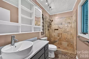 3959 Holly Springs Dr, Newton, NC 28658 - Photo 23