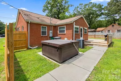409 Toddville Road, Charlotte, NC 28214 - Photo 13