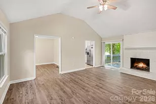 11616 Bowsby Ct, Charlotte, NC 28215 - Photo 3