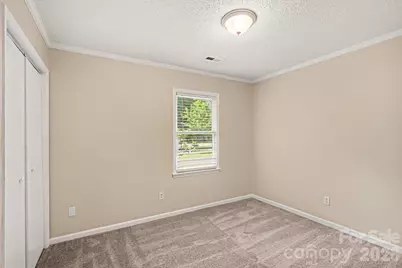11616 Bowsby Court, Charlotte, NC 28215 - Photo 7