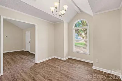 11616 Bowsby Court, Charlotte, NC 28215 - Photo 5