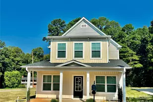 260 Mills Ave, Troutman, NC 28166 - Photo 1