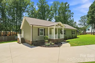 312 Sailwinds Road, Mooresville, NC 28115 - Photo 1