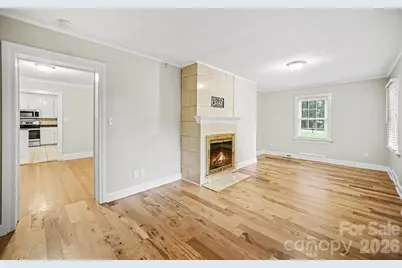 704 1st Avenue Place NE, Conover, NC 28613 - Photo 5