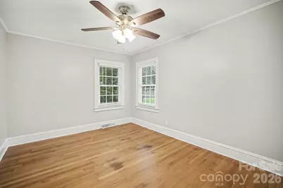 704 1st Avenue Place NE, Conover, NC 28613 - Photo 13