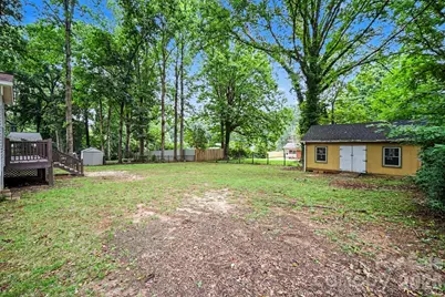 704 1st Avenue Place NE, Conover, NC 28613 - Photo 23
