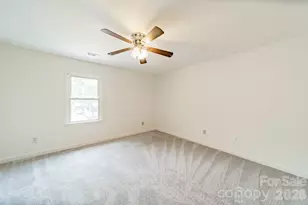 7426 Newmans Ln, Charlotte, NC 28270 - Photo 21