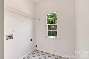 11215 Longhedge Ln, Charlotte, NC 28273 - Photo 19