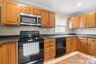 540 Duncan Creek Rd, Fletcher, NC 28732 - Photo 13