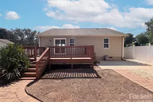 121 Driftwood Dr, Mooresville, NC 28117 - Photo 15