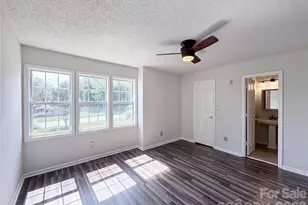 121 Driftwood Dr, Mooresville, NC 28117 - Photo 5