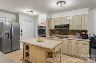 45 Monte Vista Pl, Candler, NC 28715 - Photo 9