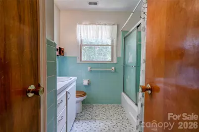 100 Sherwood Drive, Shelby, NC 28150 - Photo 17